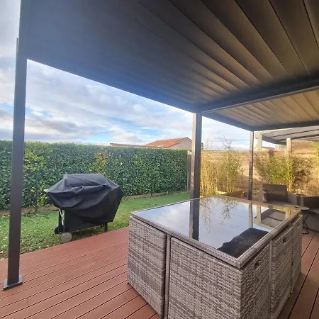 Ferienhaus Maison Tropicale #terrasse#confort Pont-du-Château